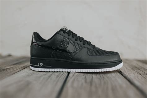 nike air force zwart 1 lv8 3|air force 1 low lv8.